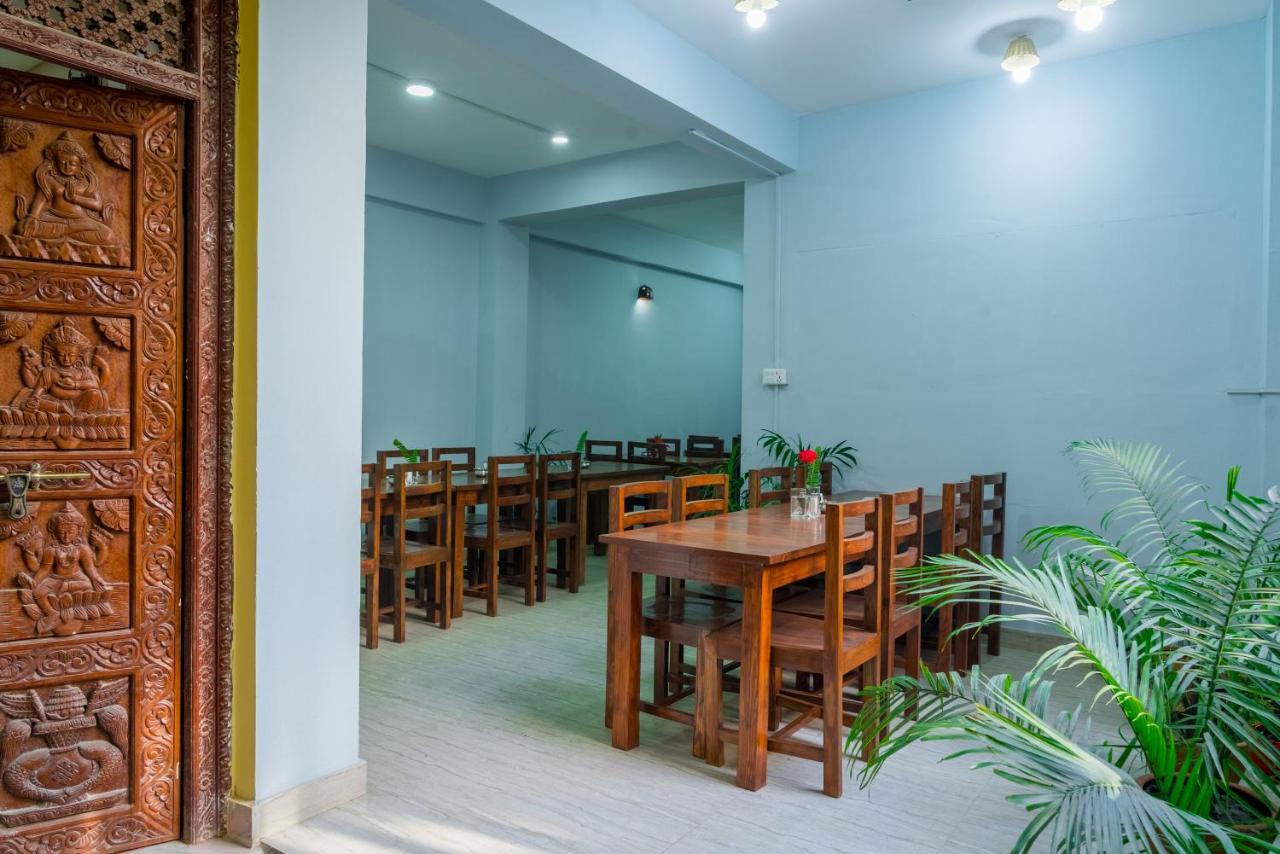 Hotel Nepal Bhumi カトマンズ エクステリア 写真
